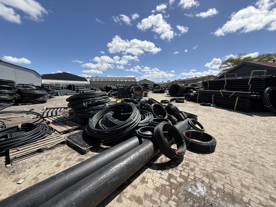 To Let commercial Property for Rent in Blackheath Industrial Western Cape